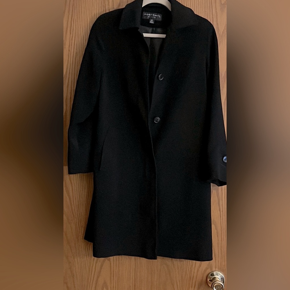 Portrait Petite woman’s coat